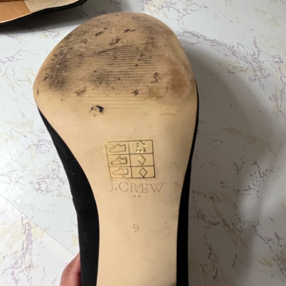 J Crew Factory Black Suede Thick 4 inch Heels Almond Toe Size 9 - Picture 4 of 8